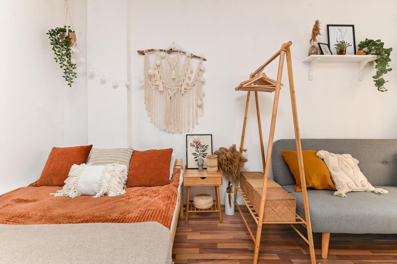 Cosy&Art 1Bd Apartment Next To Slaveykov Square Sofia Bagian luar foto